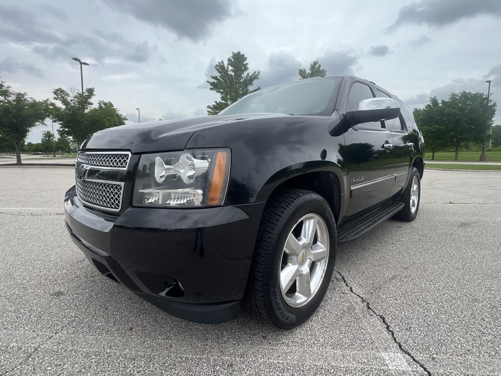 2010 Chevrolet Tahoe Image 1