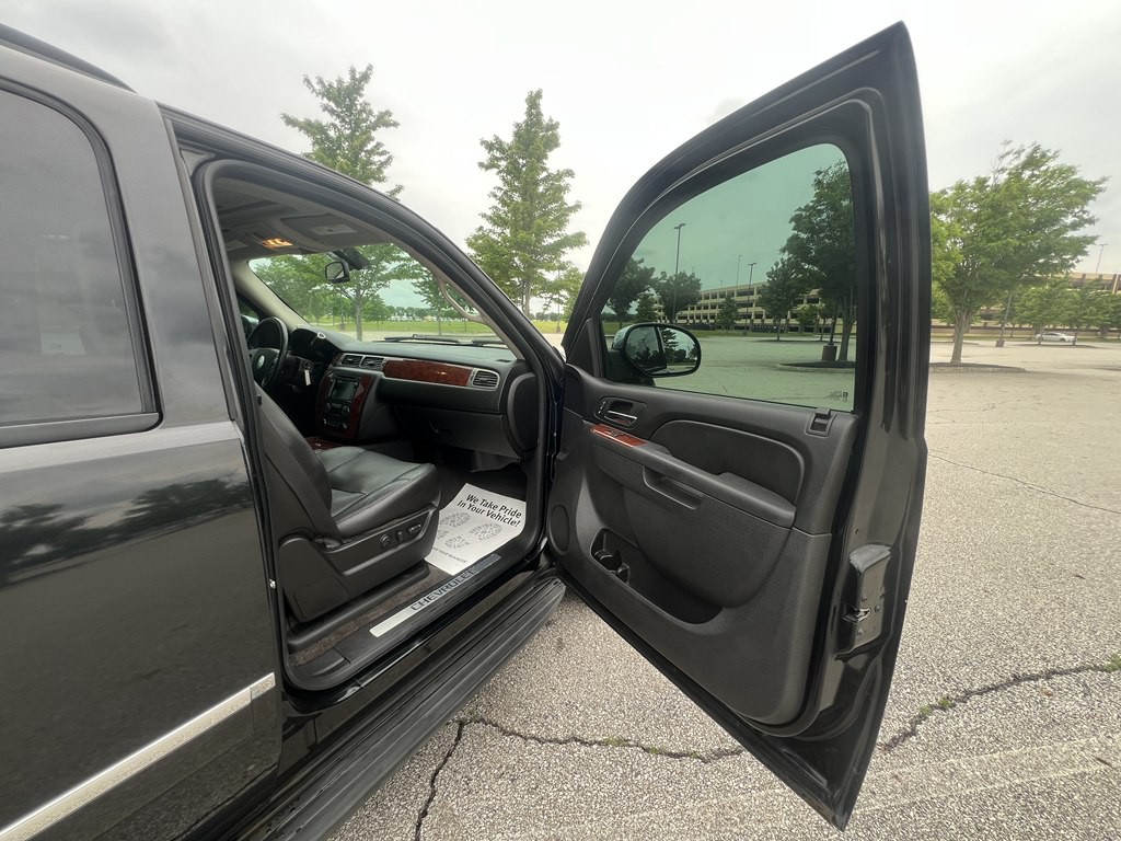 2010 Chevrolet Tahoe Image 10