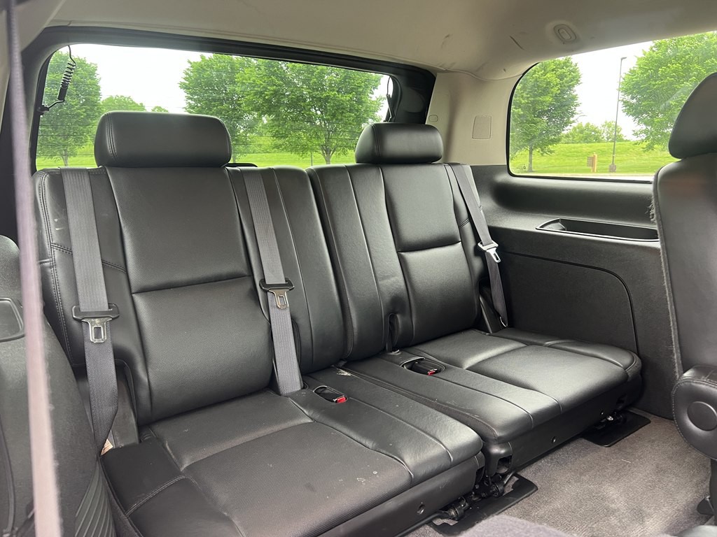 2010 Chevrolet Tahoe Image 14