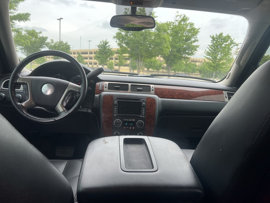 2010 Chevrolet Tahoe Image 20