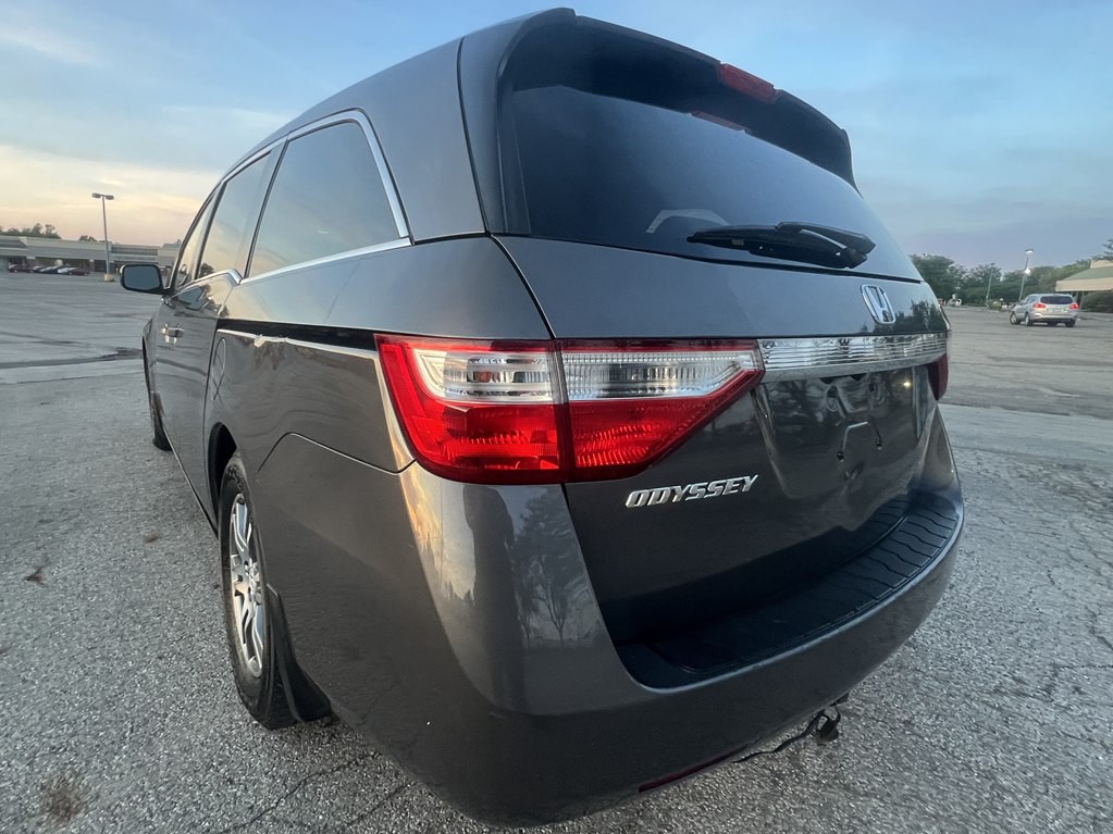 2013 Honda Odyssey Image 3