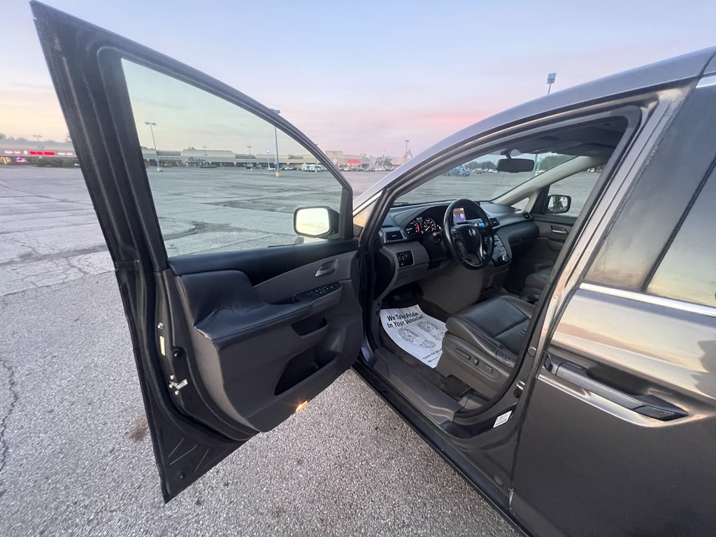 2013 Honda Odyssey Image 16