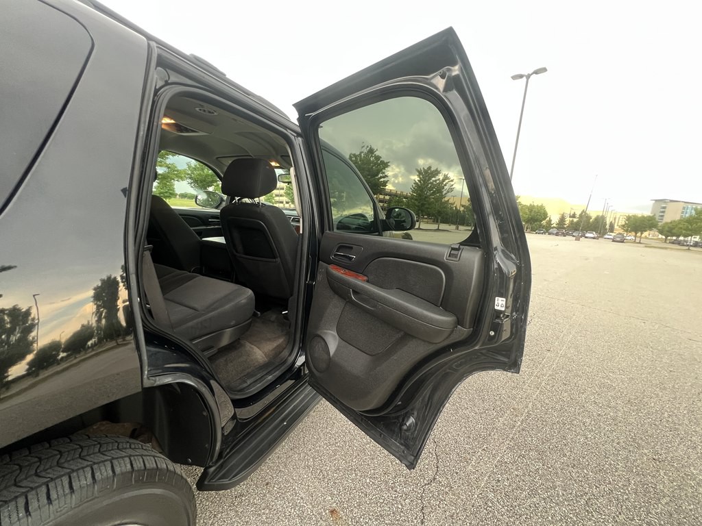 2012 Chevrolet Tahoe Image 13
