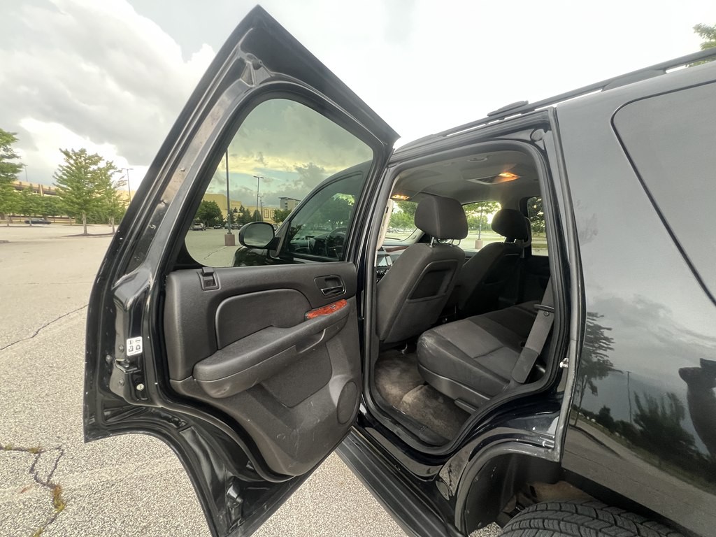2012 Chevrolet Tahoe Image 16