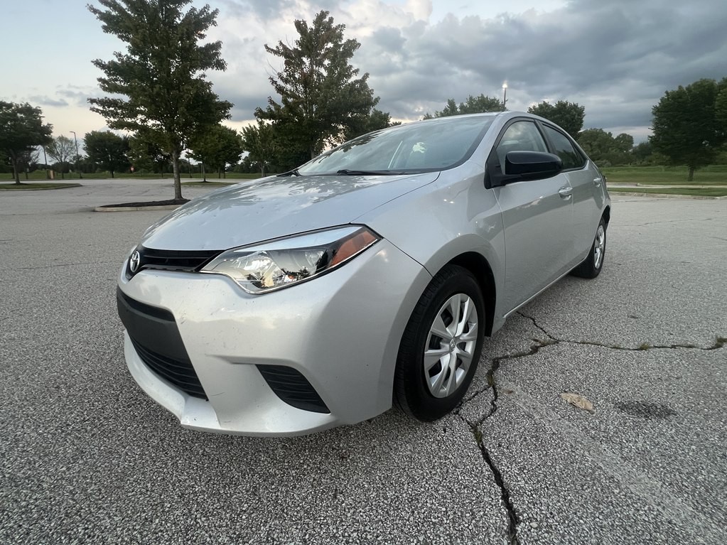 2014 Toyota Corolla Image 1