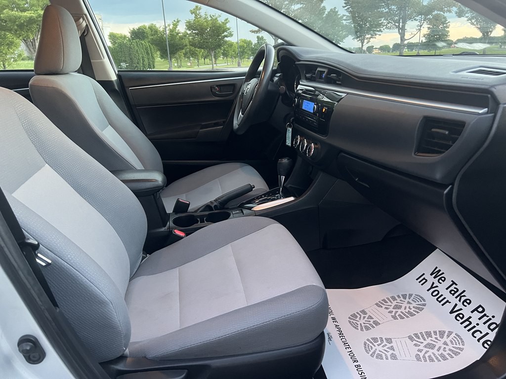 2014 Toyota Corolla Image 11