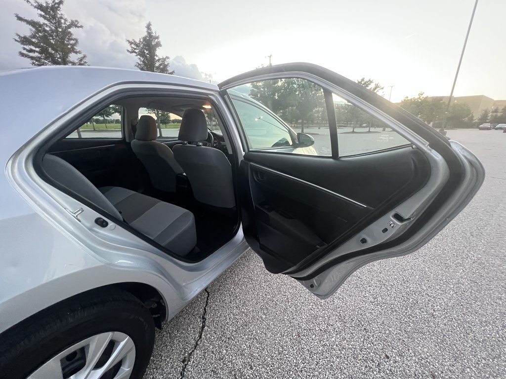 2014 Toyota Corolla Image 12