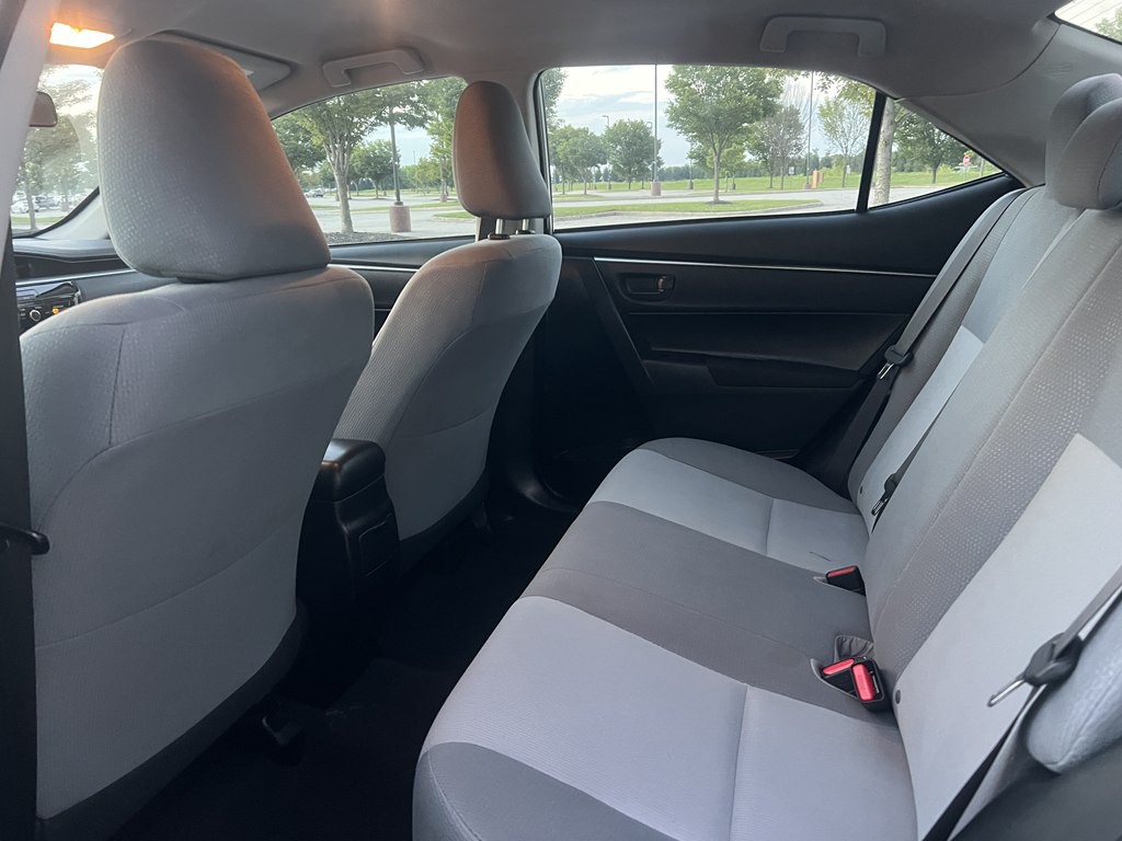 2014 Toyota Corolla Image 15