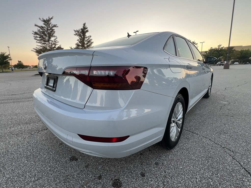 2019 Volkswagen Jetta Image 5