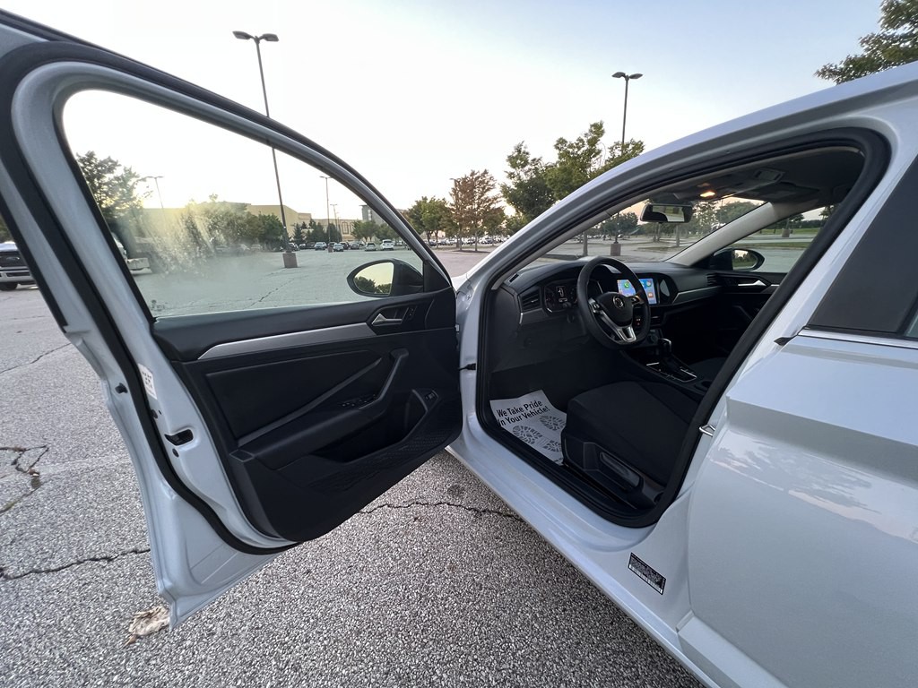 2019 Volkswagen Jetta Image 16