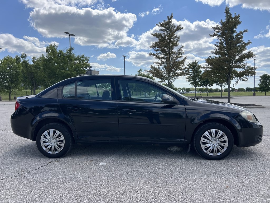 2010 Chevrolet Cobalt Image 6