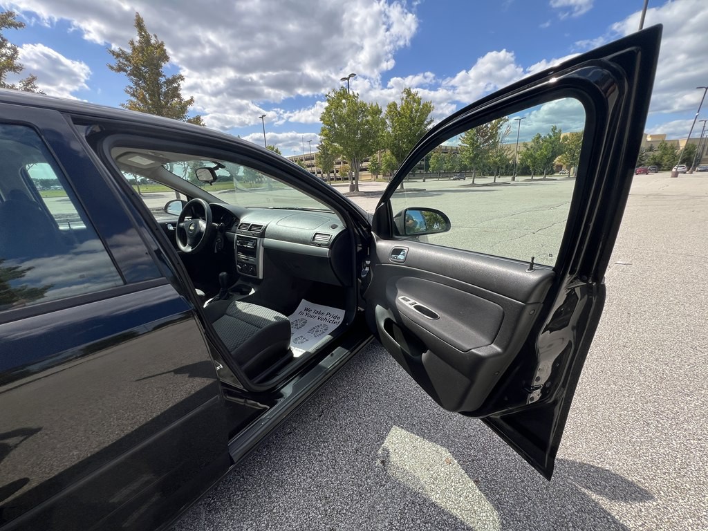 2010 Chevrolet Cobalt Image 10