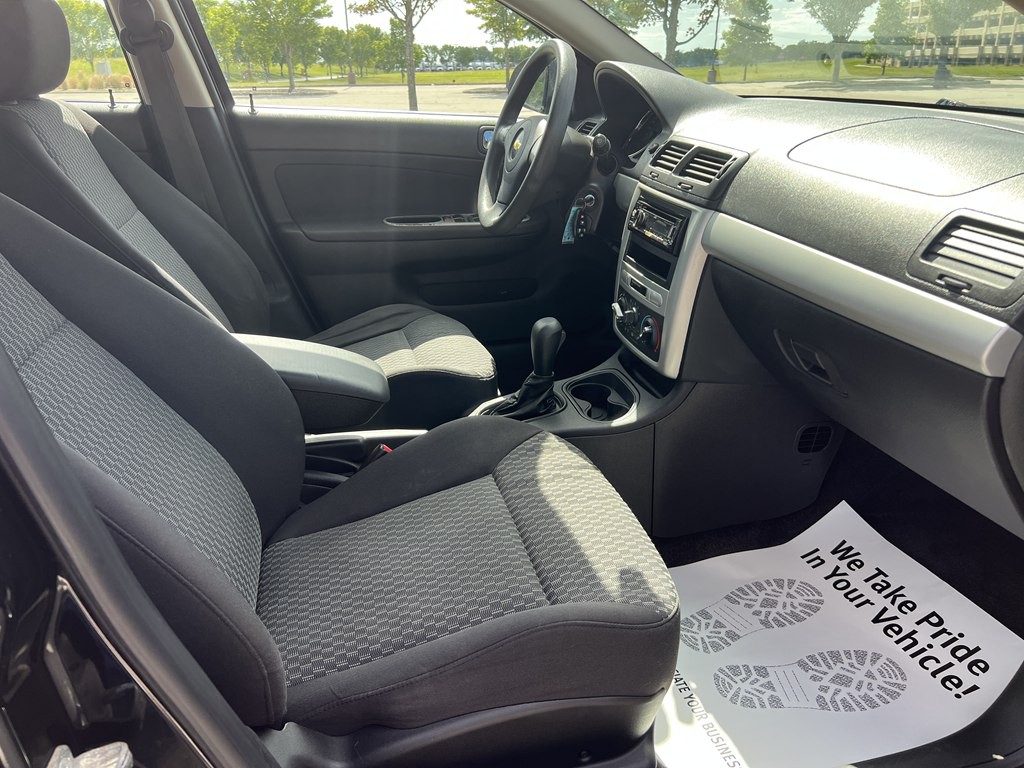 2010 Chevrolet Cobalt Image 11
