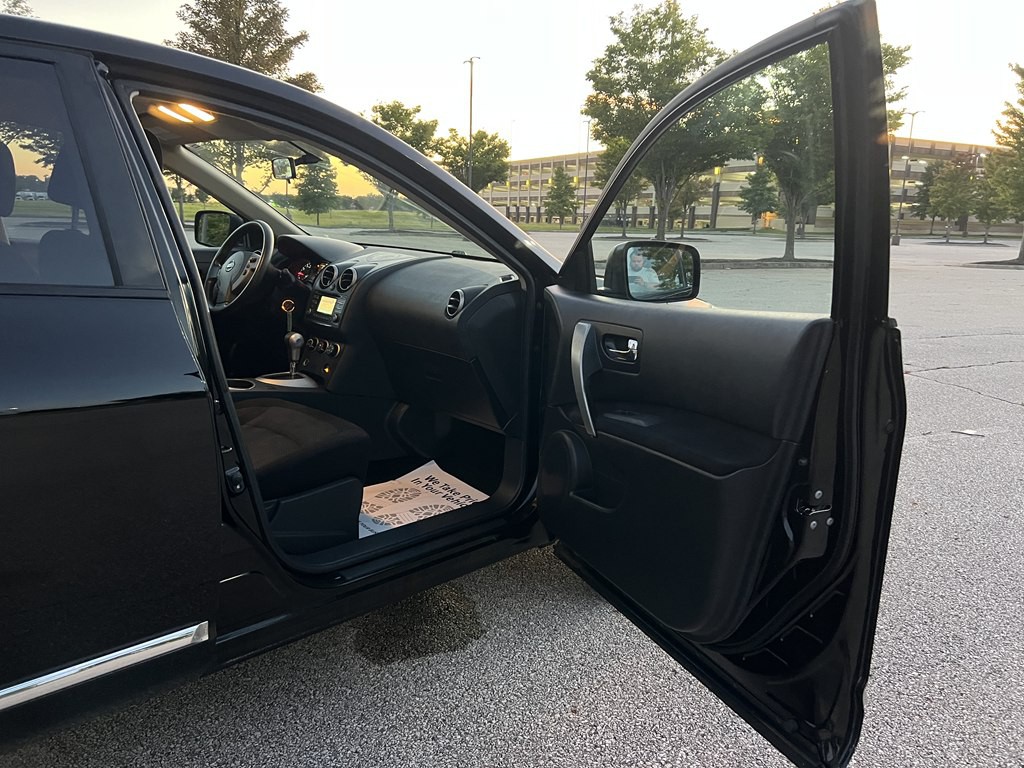 2013 Nissan Rogue Image 10