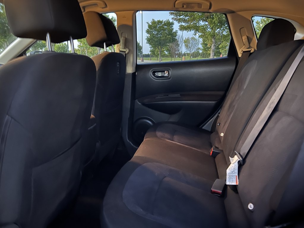 2013 Nissan Rogue Image 15