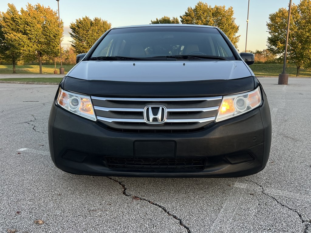 2012 Honda Odyssey Image 8