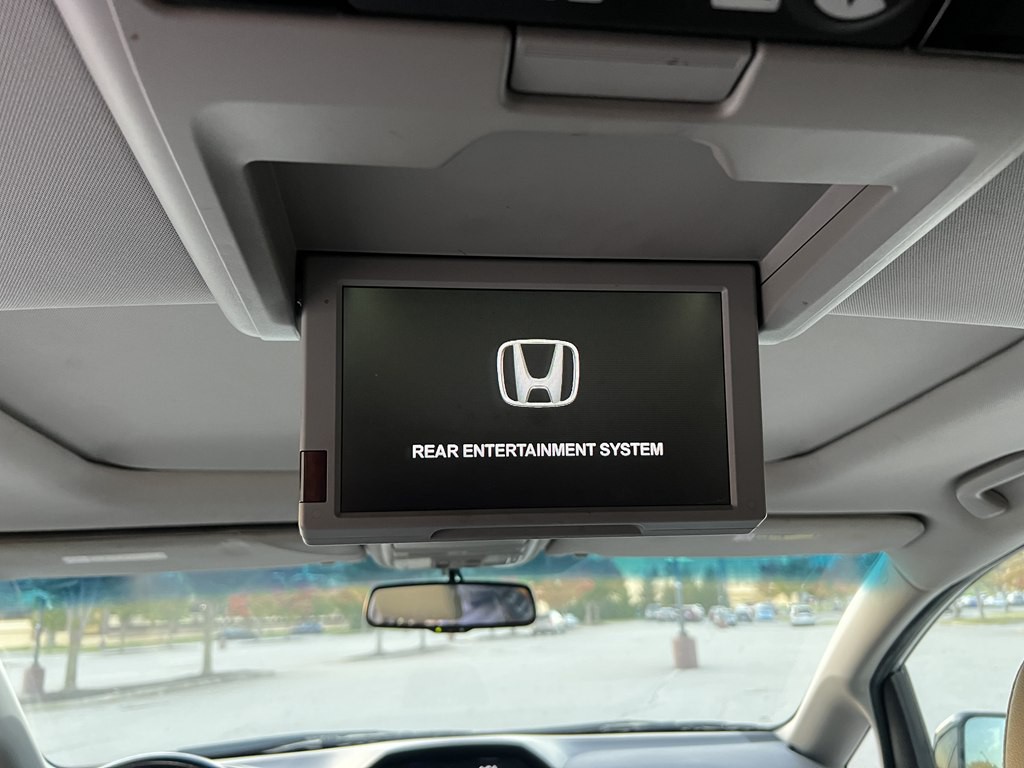 2012 Honda Odyssey Image 16