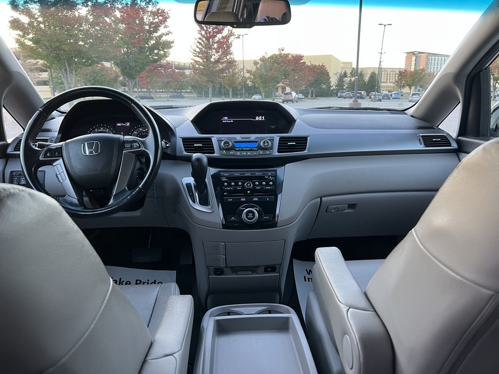 2012 Honda Odyssey Image 19