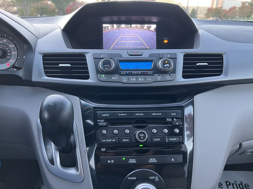 2012 Honda Odyssey Image 21