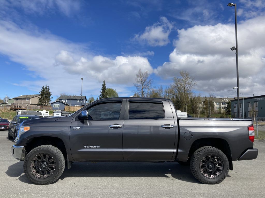 2014 Toyota Tundra Image 8