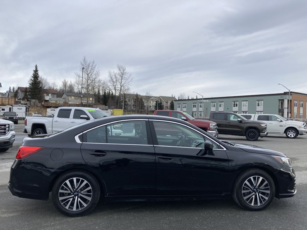 2019 Subaru Legacy Image 4