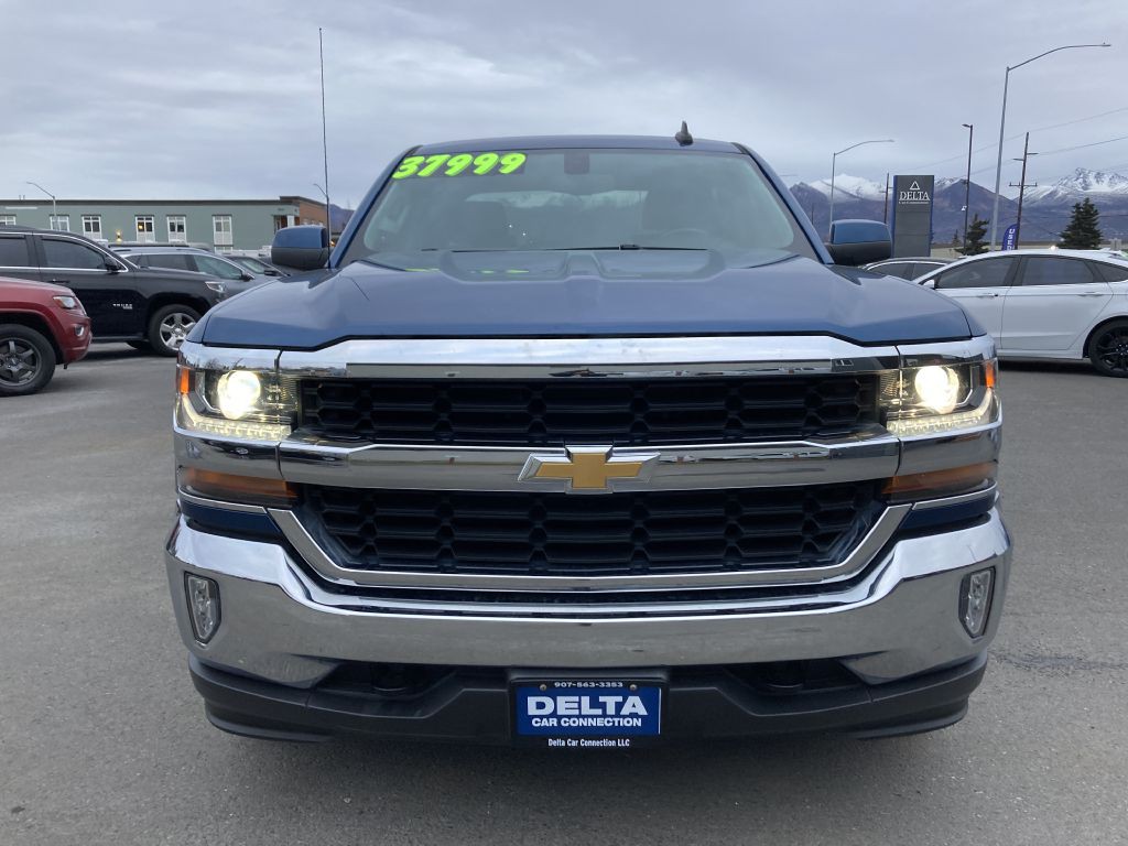 2018 Chevrolet Silverado 1500 Image 2