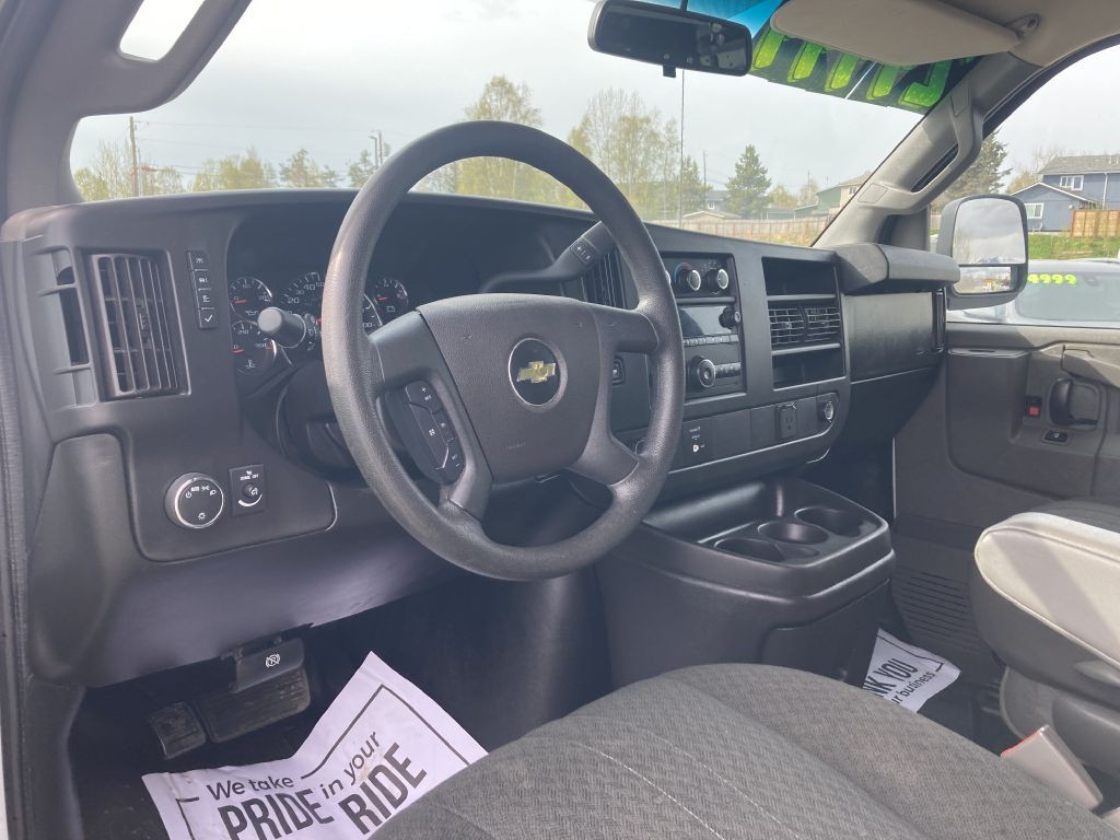 2021 Chevrolet Express Image 10