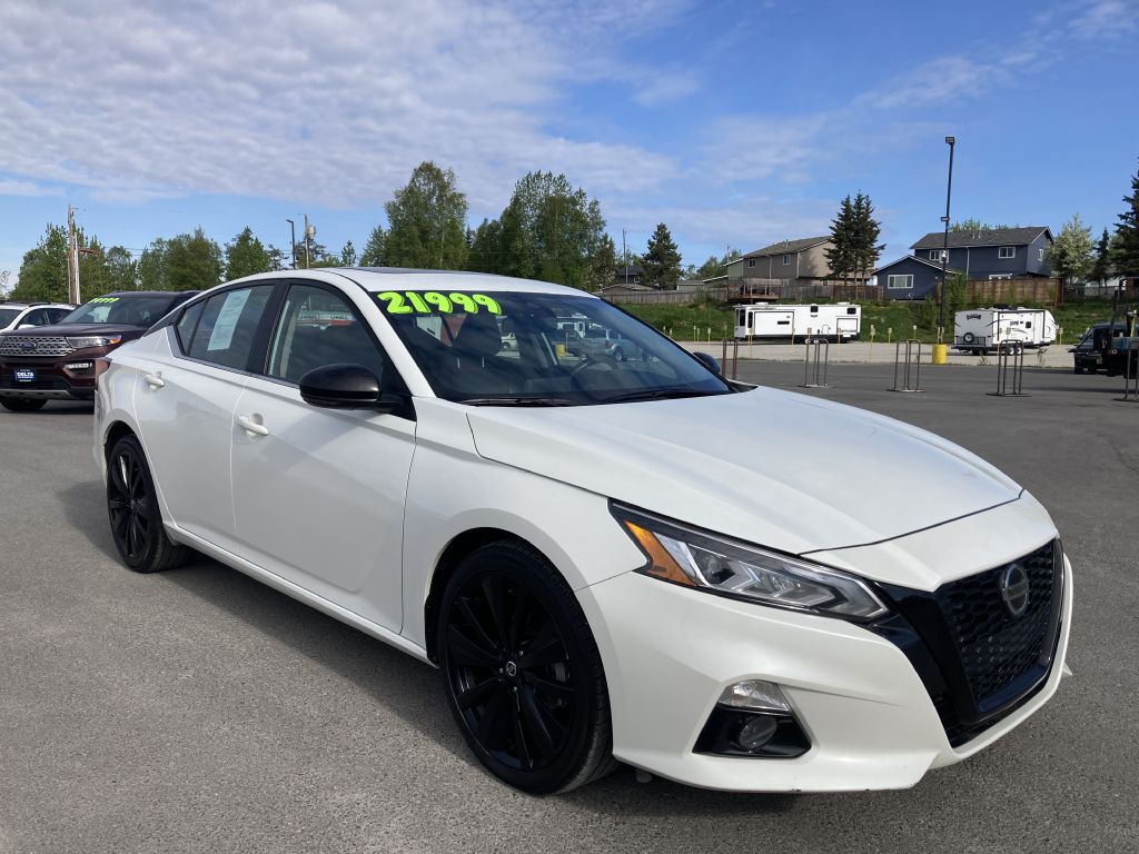 2022 Nissan Altima Image 3