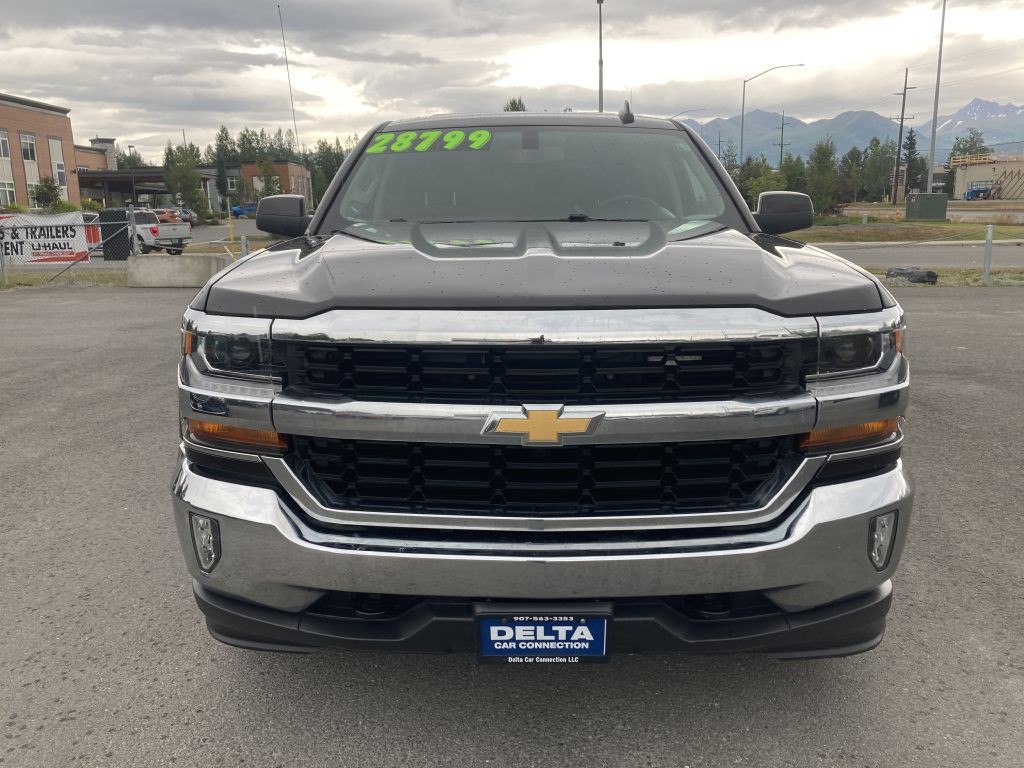 2018 Chevrolet Silverado 1500 Image 2