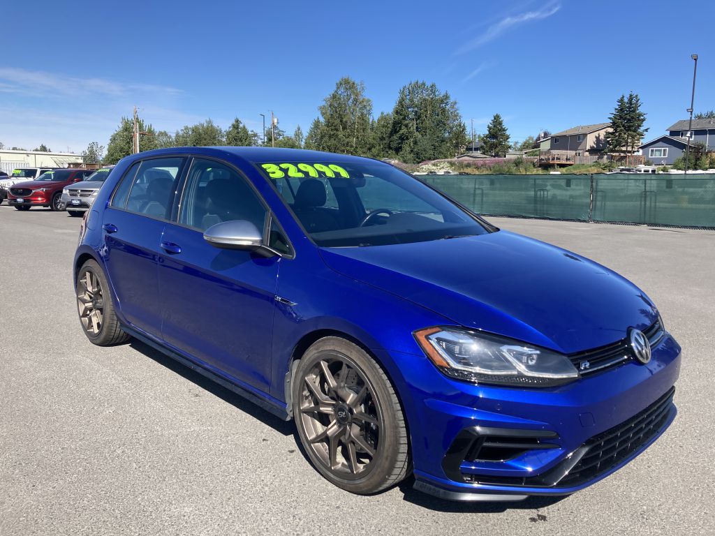2019 Volkswagen Golf Image 3