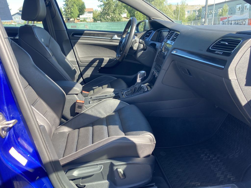 2019 Volkswagen Golf Image 12