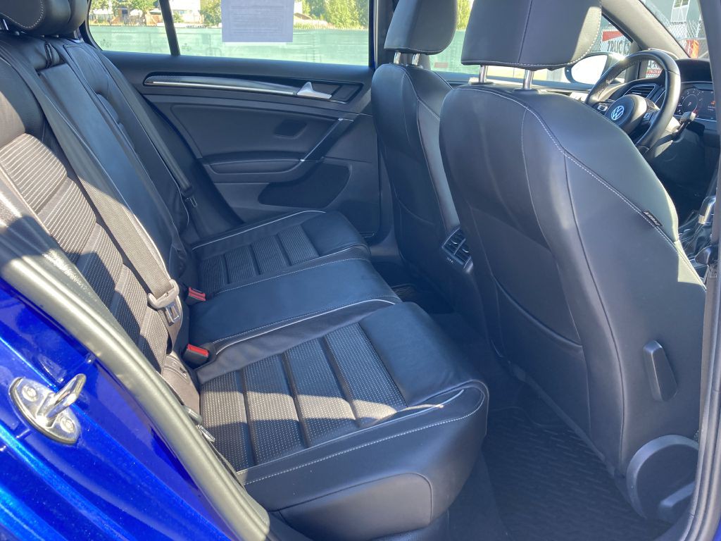 2019 Volkswagen Golf Image 13