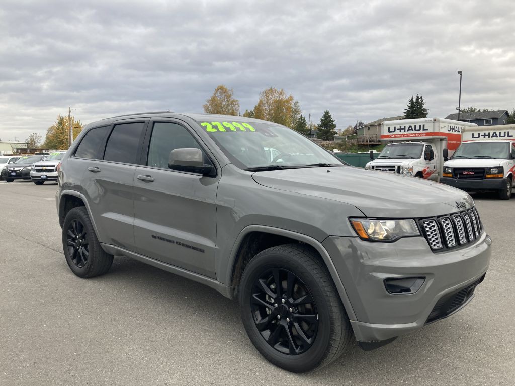 2022 Jeep Grand Cherokee Image 3