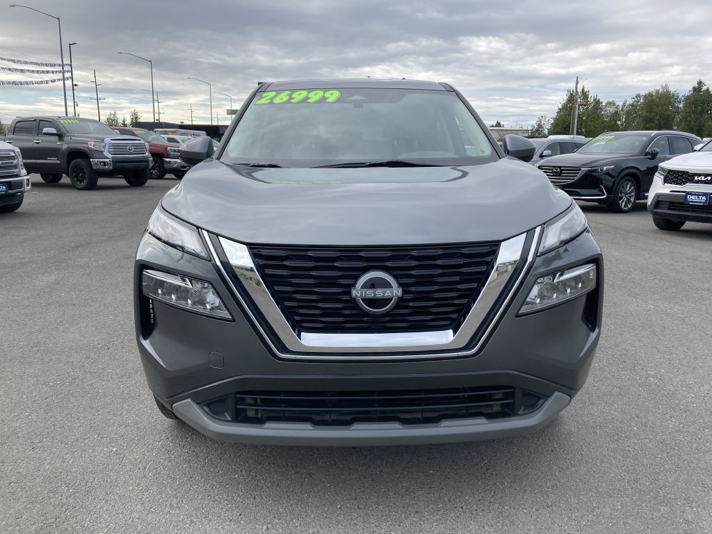 2023 Nissan Rogue Image 2