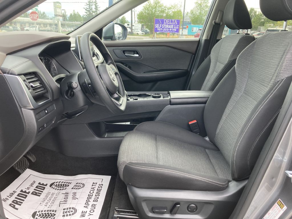 2023 Nissan Rogue Image 9