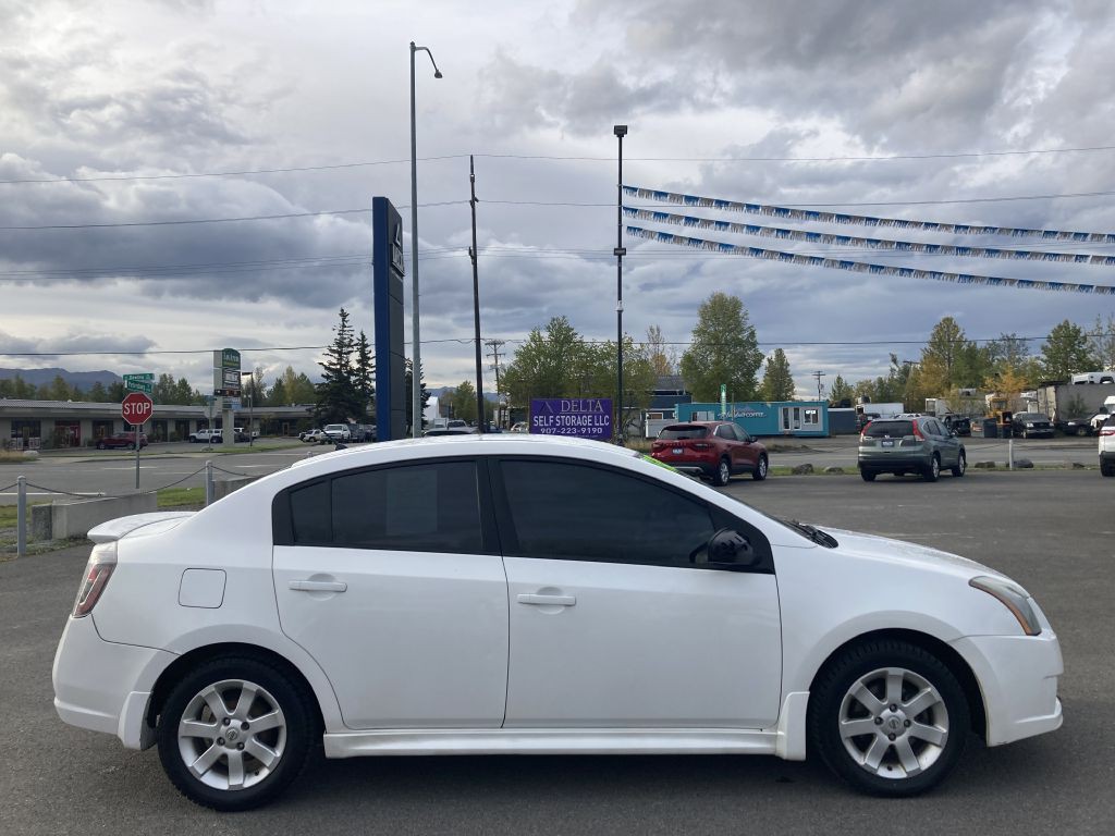 2010 Nissan Sentra Image 4