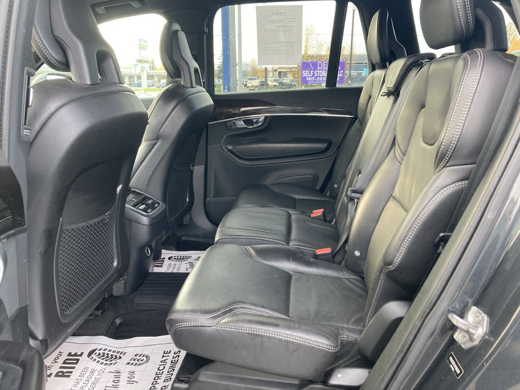 2017 Volvo XC90 Image 10