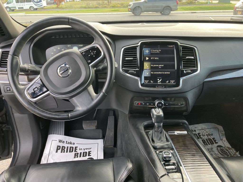 2017 Volvo XC90 Image 11