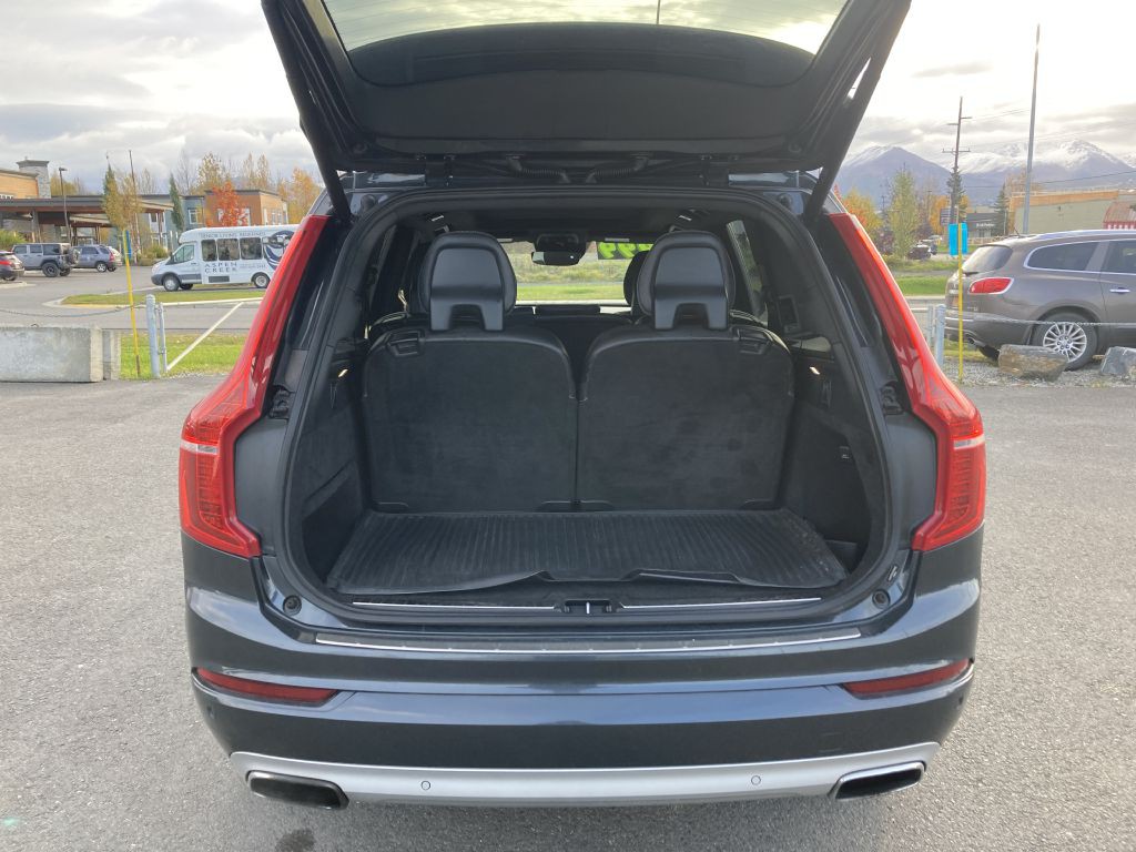 2017 Volvo XC90 Image 14