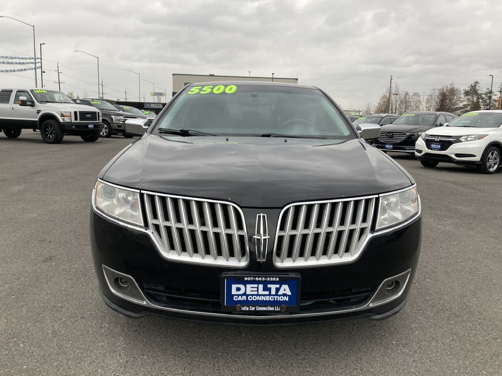2010 Lincoln MKZ Image 2
