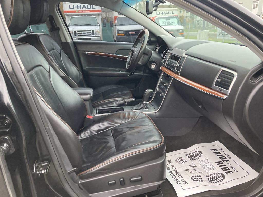 2010 Lincoln MKZ Image 12
