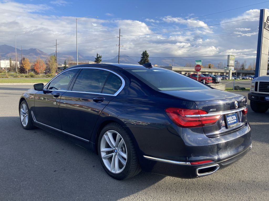 2016 BMW 7 Series Image 7