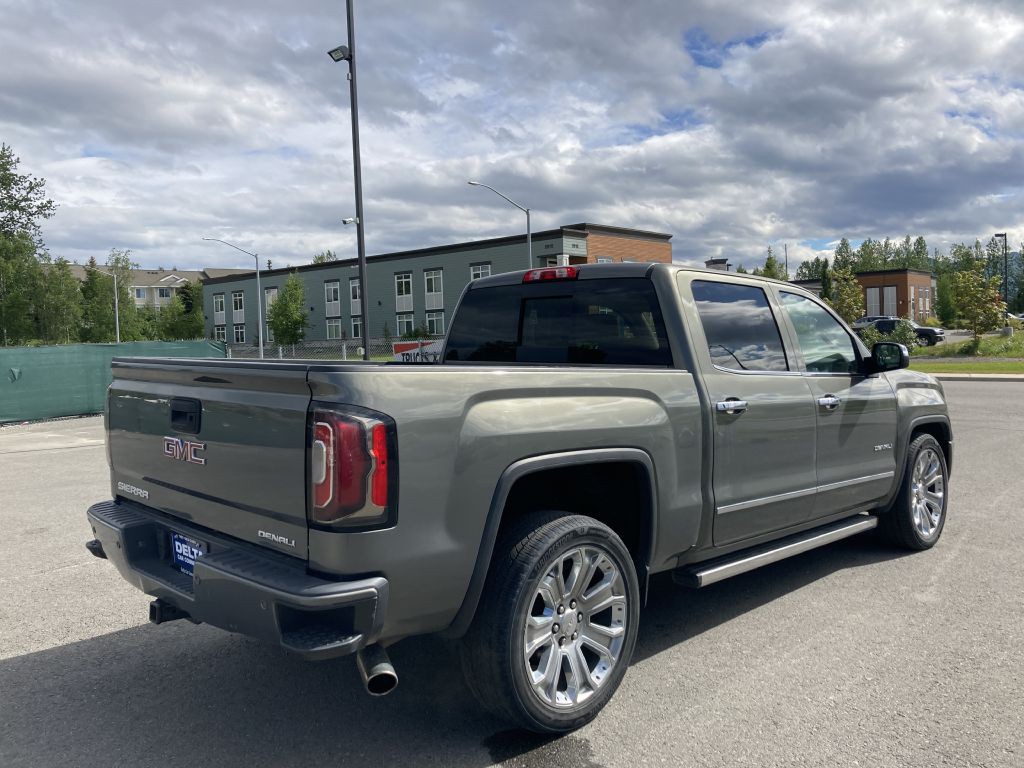 2018 GMC Sierra Image 5