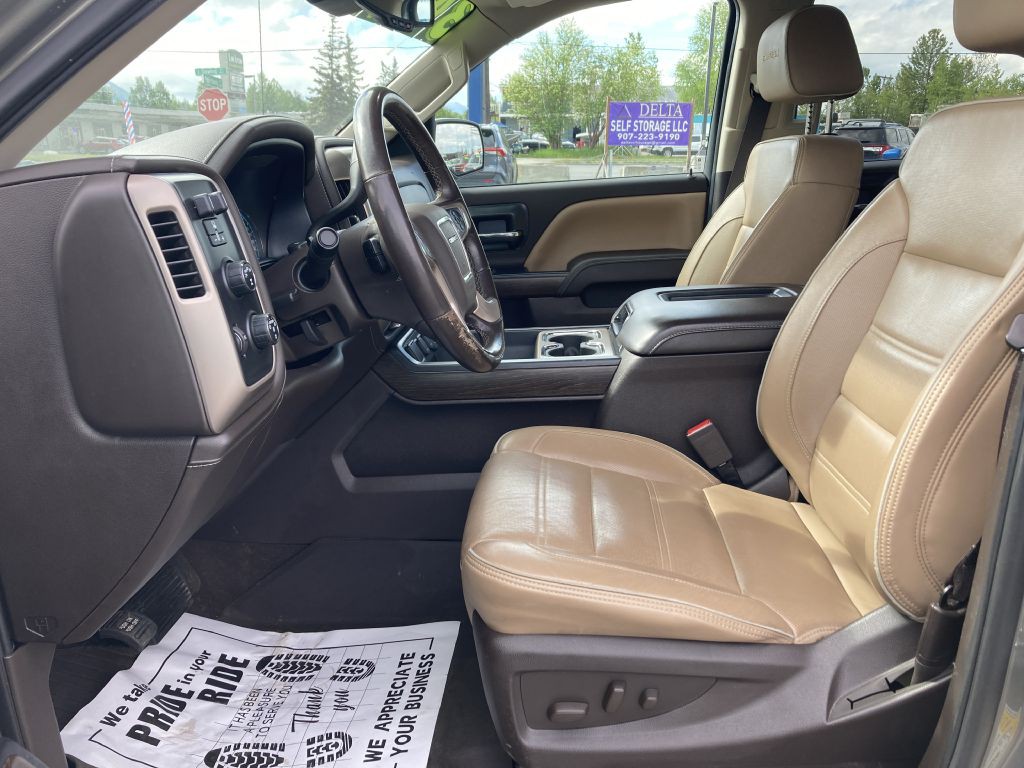 2018 GMC Sierra Image 9