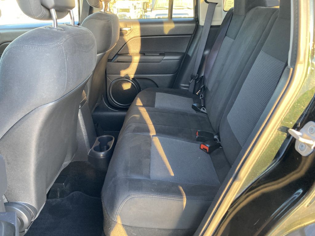 2013 Jeep Compass Image 10