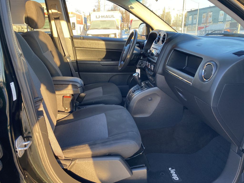 2013 Jeep Compass Image 12