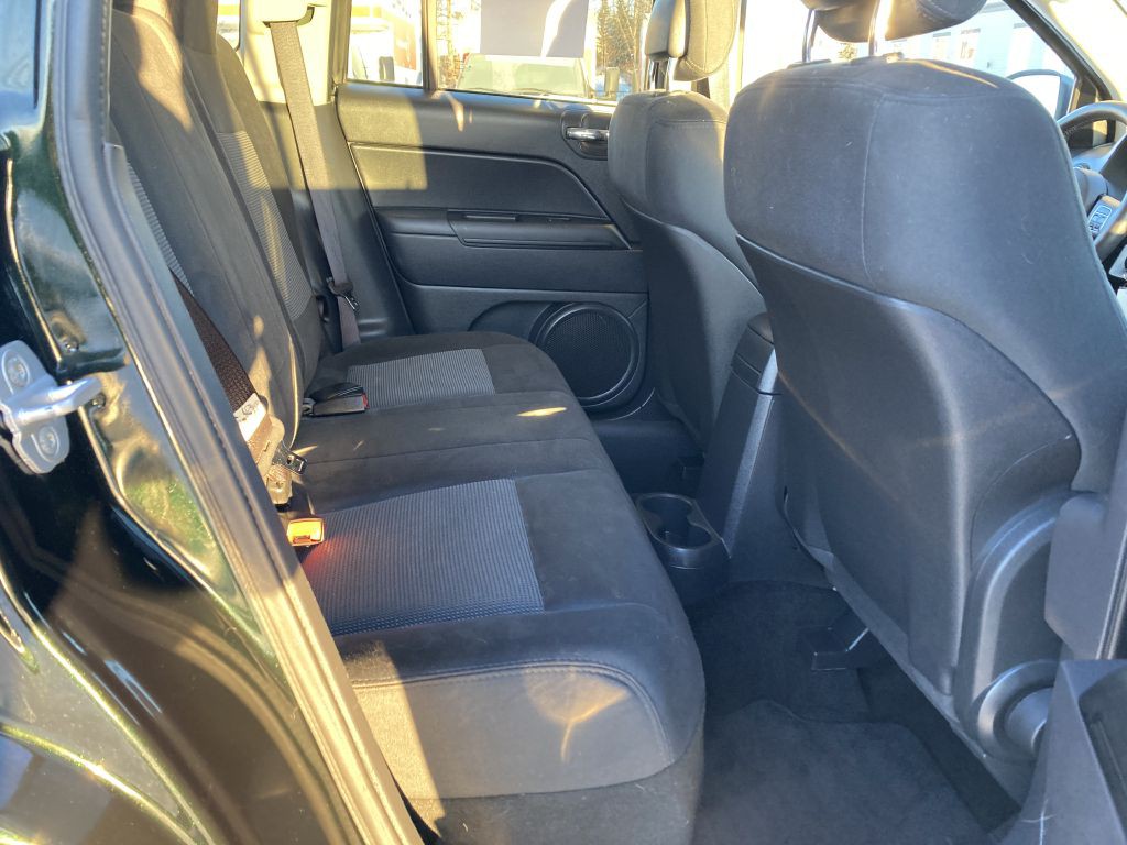 2013 Jeep Compass Image 13