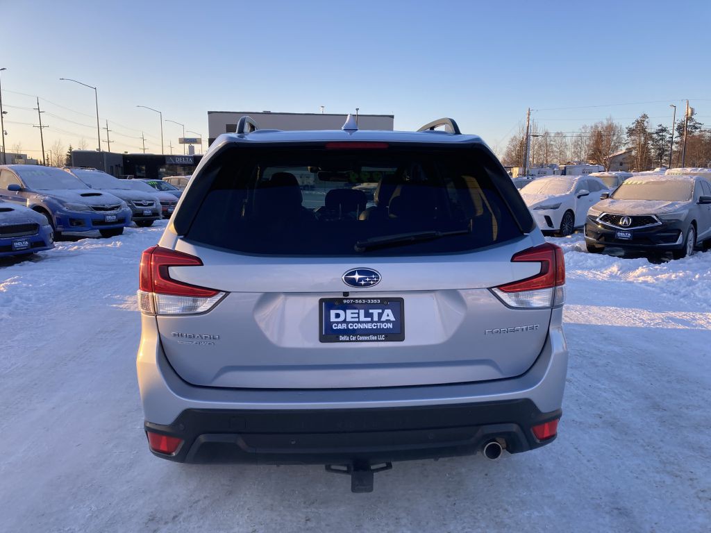 2019 Subaru Forester Image 6