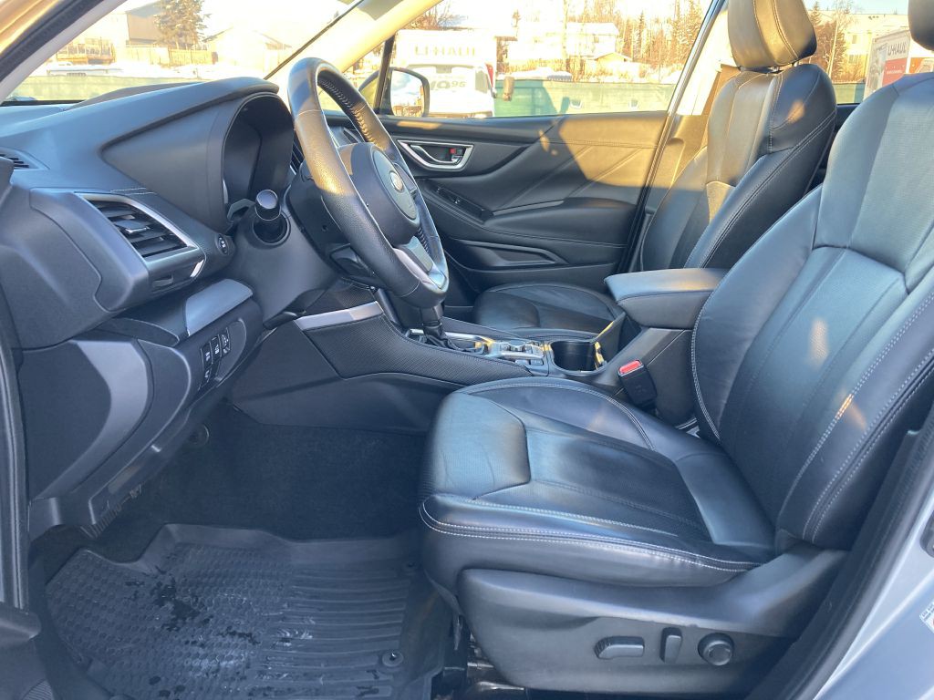 2019 Subaru Forester Image 9