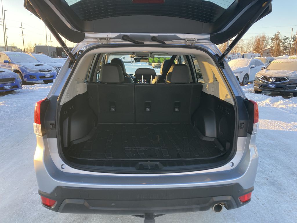 2019 Subaru Forester Image 14